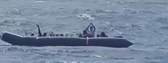 Rescate de 21 migrantes frente a la isla de Rodas