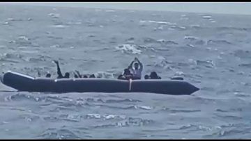 Rescate de 21 migrantes frente a la isla de Rodas