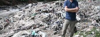 Atrapar el plástico de los ríos antes de que llegue al mar, es el proyecto de una ONG en Guatemala