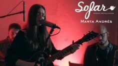 Marta Andrés interpreta Todo en calma — Sofar Madrid